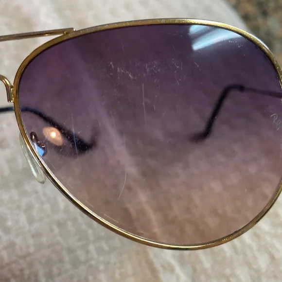 Lot of Ray-Ban Sunnies; All Have Light Scratching - Picture 6 of 7